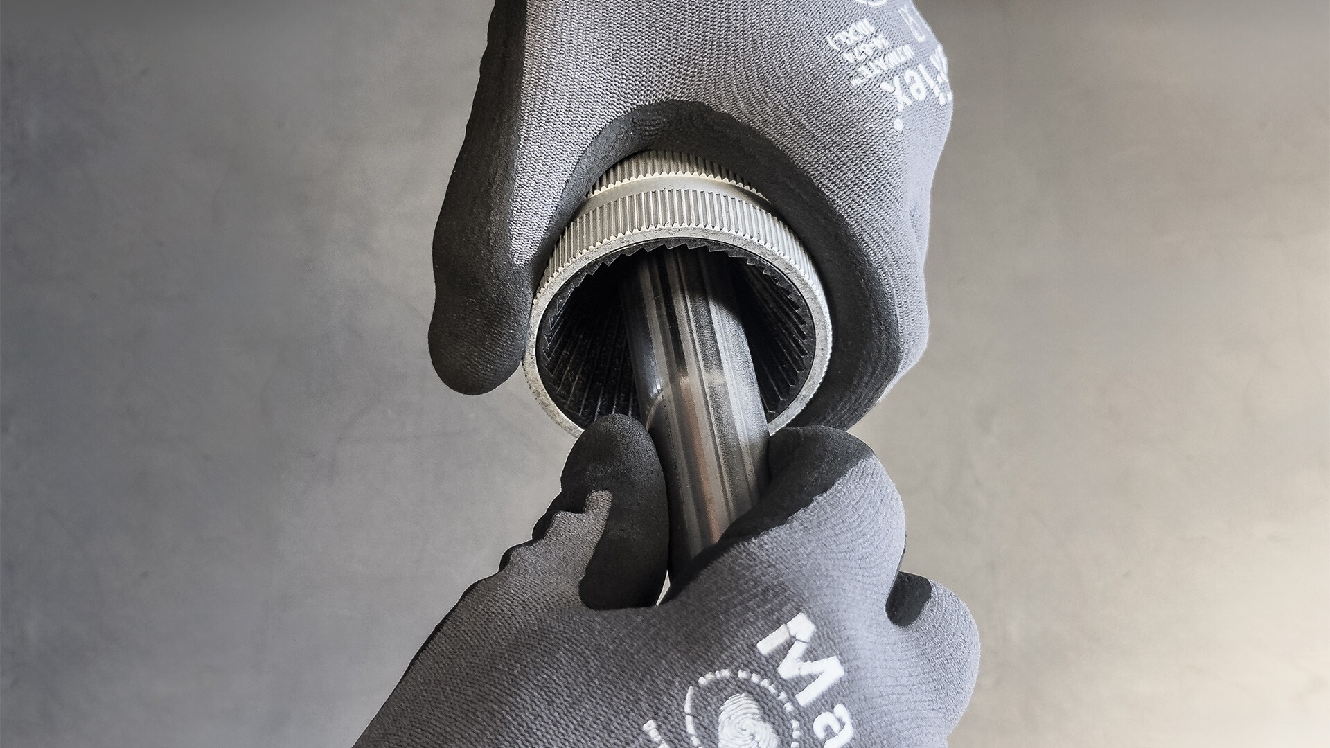 Outils et accessoires adaptés pour des opérations d’ébavurage précises